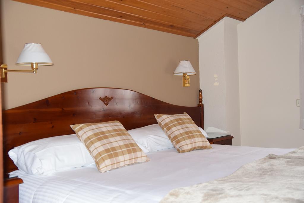 Hotel Roca Alp Zewnętrze zdjęcie
