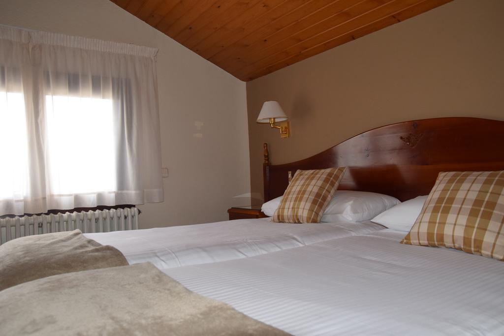 Hotel Roca Alp Zewnętrze zdjęcie